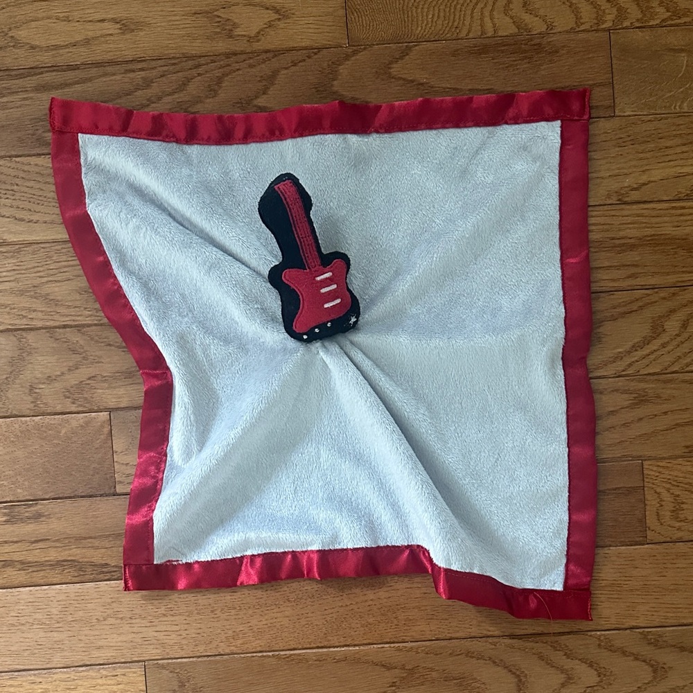 👶🏻 BABY ESSENTIALS lovey rattle red black gray with guitar VGUC